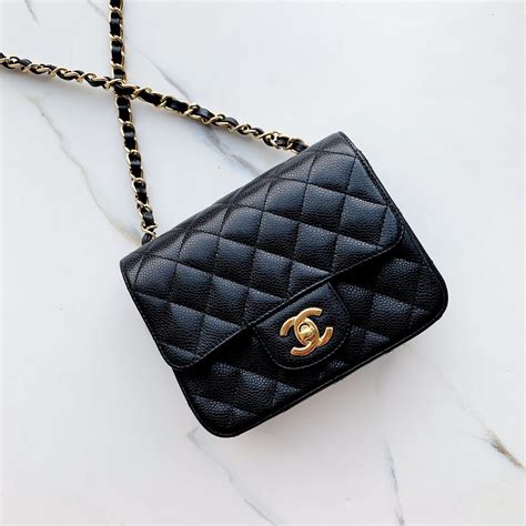 chanel bag small size